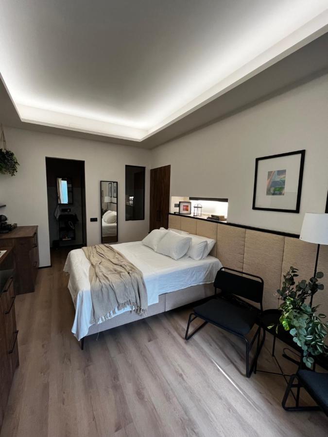 Retiro Studio Мадрид Екстериор снимка